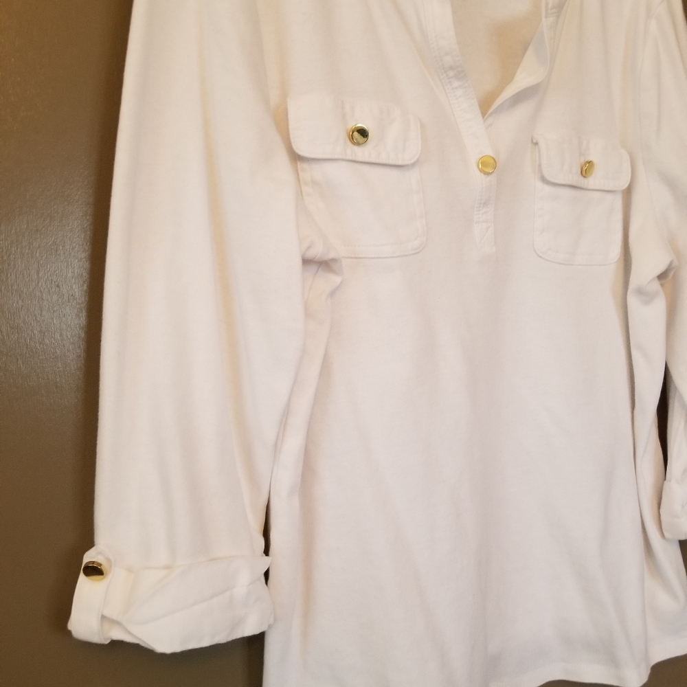 HALF PRICE !! 3/4 sleeve Clean new white w brass buttons